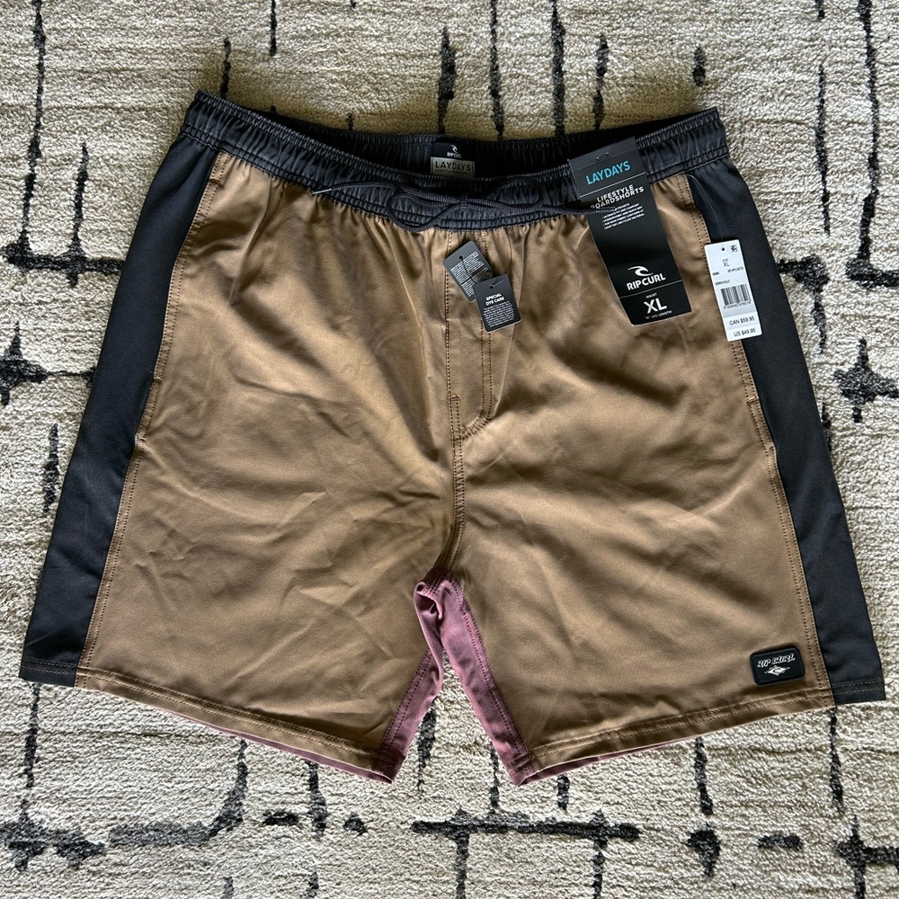 NWT Rip Curl “Lay Days” Boardshorts
